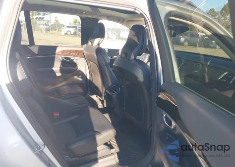 2019 Volvo Xc90 T5 Momentum z USA, uszkodzony, nr VIN YV4102PK0K1418012
